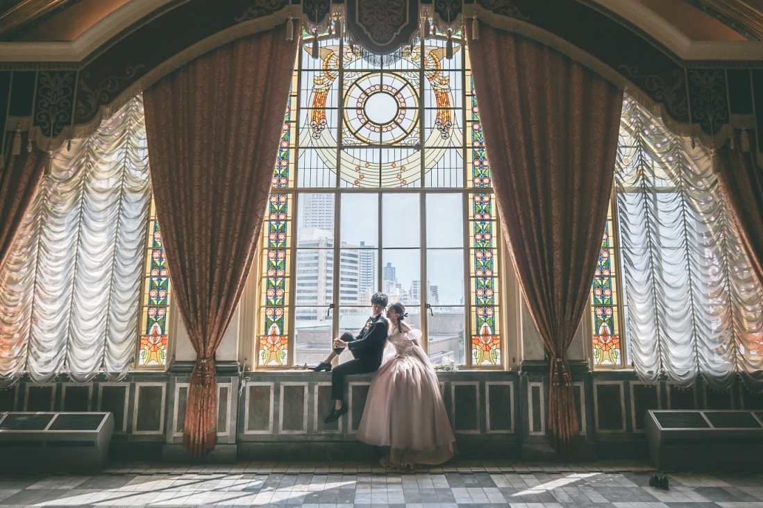 中央公会堂の特別室で撮った結婚写真