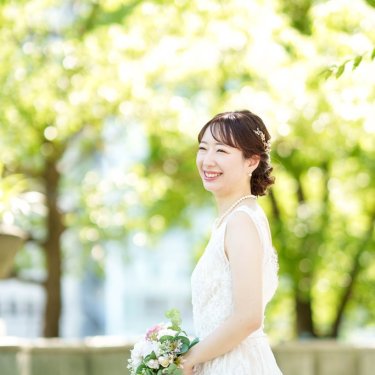 新緑溢れる中之島公園｜大阪の前撮り・フォトウェディング