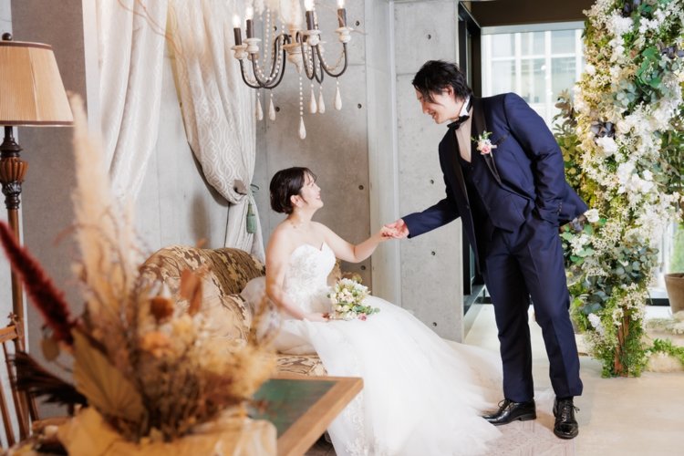 奥様をエスコトート