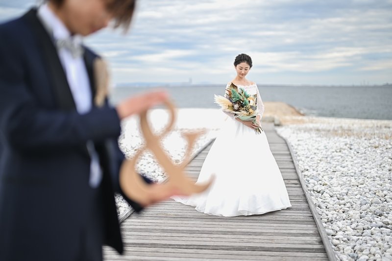 海で＆の撮影小物を使って撮影