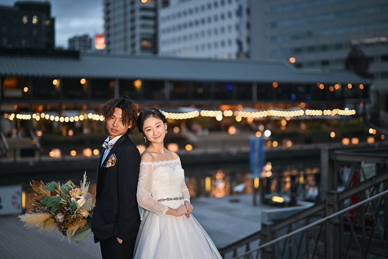 湊町リバープレイスで撮った結婚写真
