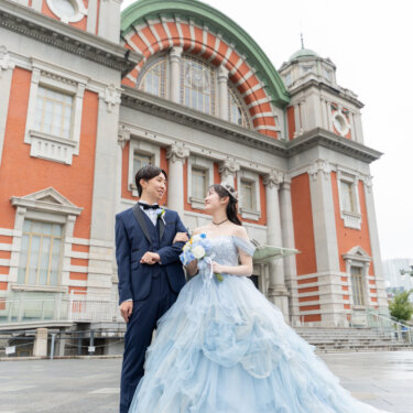 ✨ステンドグラスが彩る、優雅なウェディングのひととき💍🤍