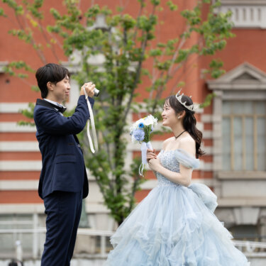 ✨ステンドグラスが彩る、優雅なウェディングのひととき💍🤍