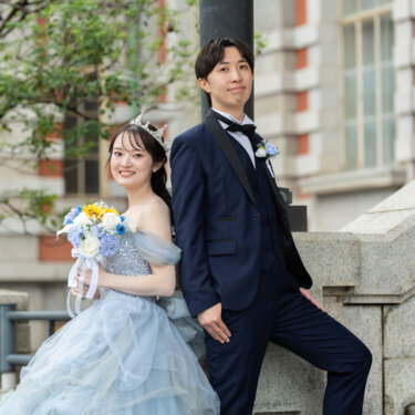 ✨ステンドグラスが彩る、優雅なウェディングのひととき💍🤍