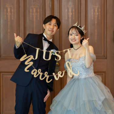 ✨ステンドグラスが彩る、優雅なウェディングのひととき💍🤍