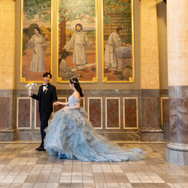 ✨ステンドグラスが彩る、優雅なウェディングのひととき💍🤍